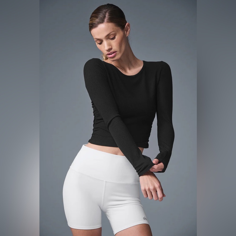 Alo Yoga Gather Top in Black